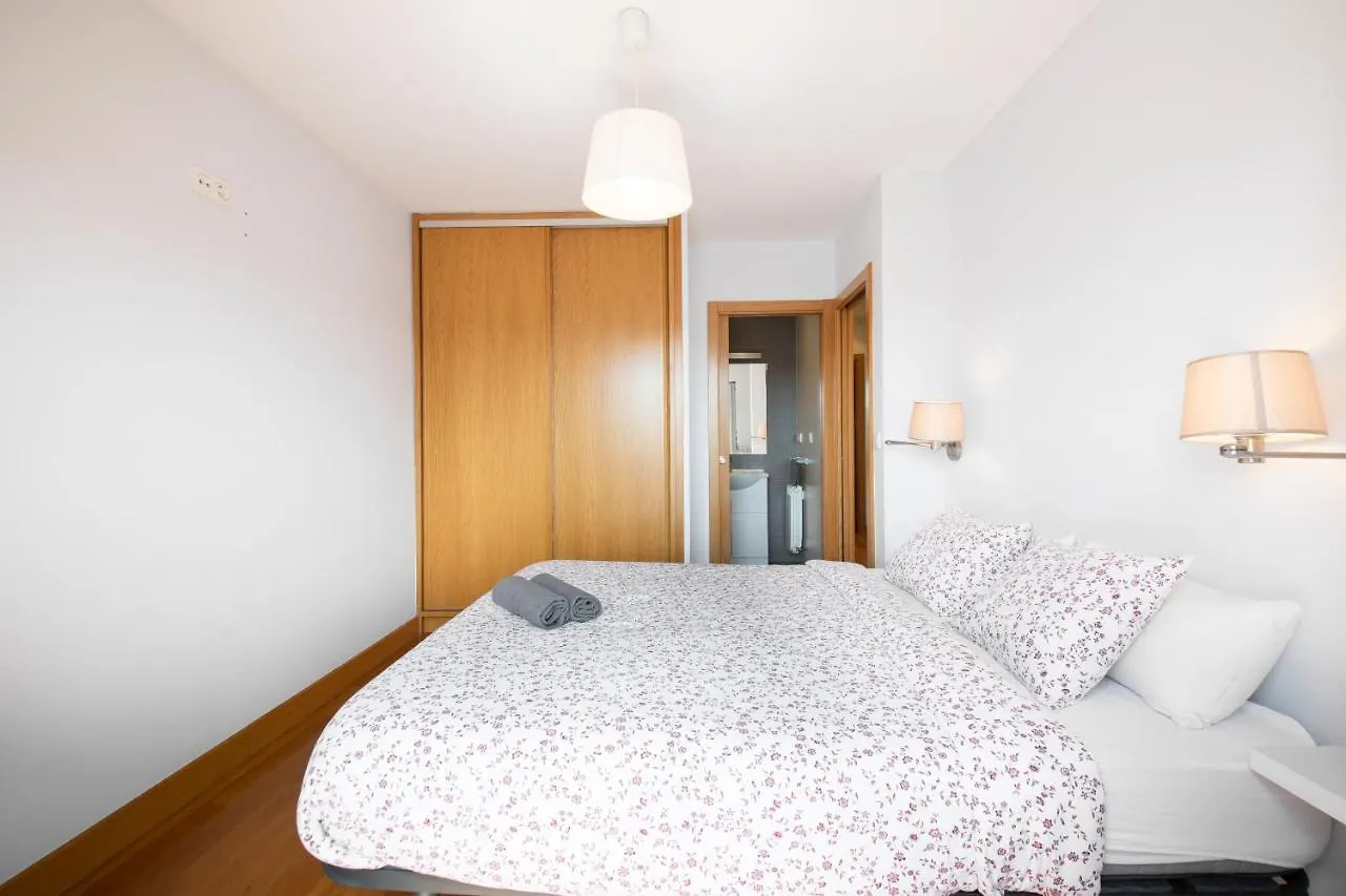 Modern Apartment With Spacious Terrace San Sebastián 0*,  España